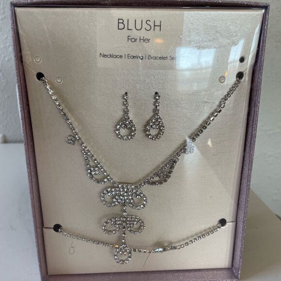 NIB Blush Necklace Earring and Bracelet Set - Picture 1 of 3